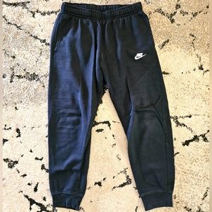 Nike Joggers - Men's Medium